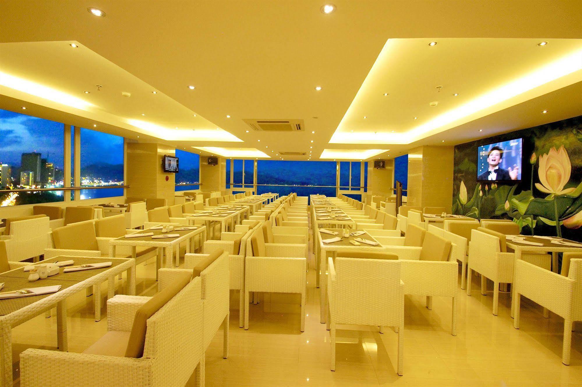 Blue Pearl Hotel Nha Trang Bagian luar foto