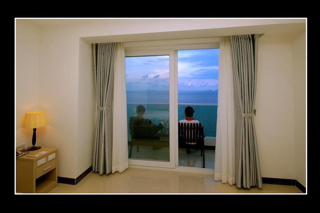 Blue Pearl Hotel Nha Trang Bagian luar foto